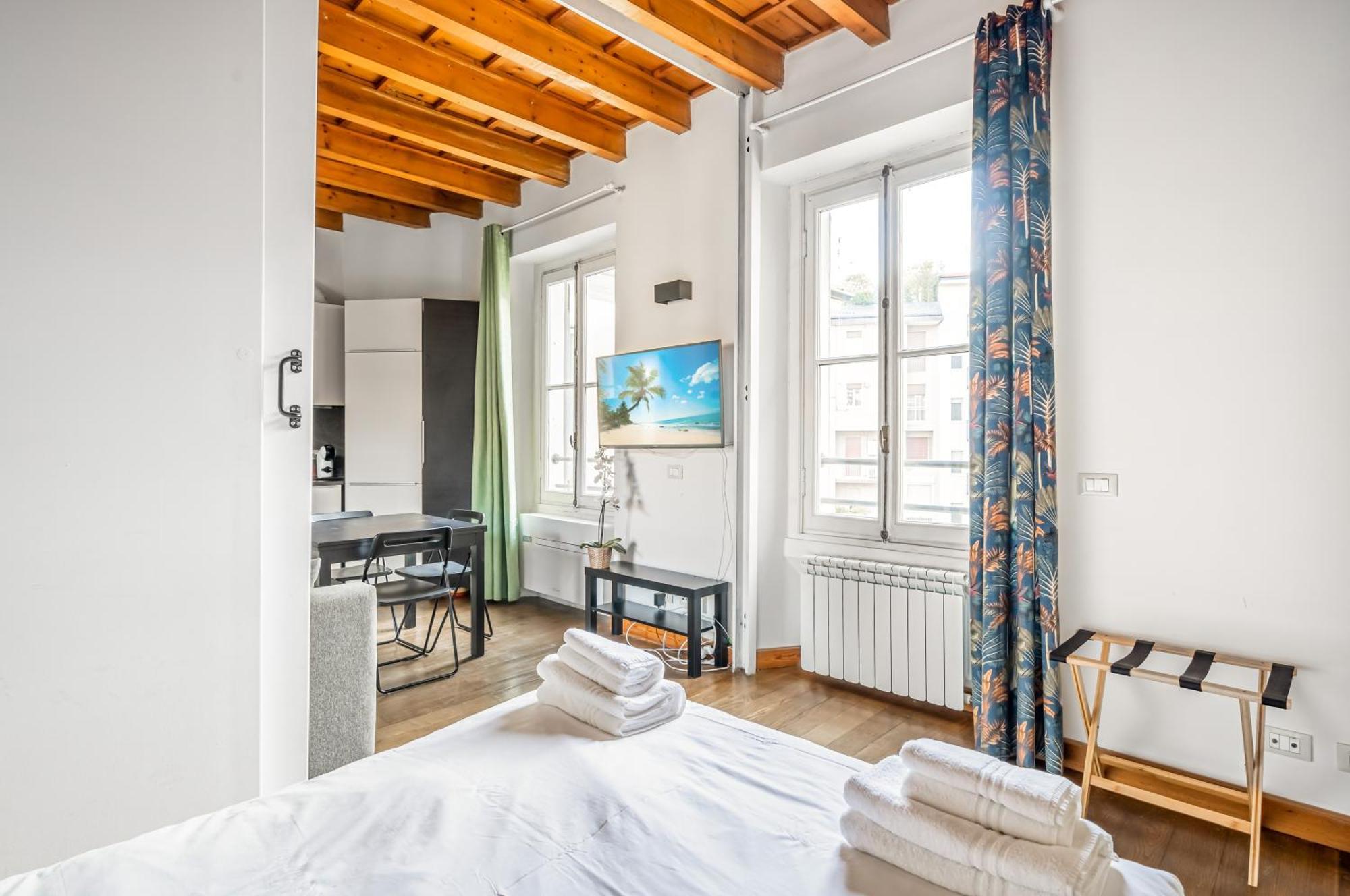 Porta Venezia & Citta Studi Apartamento